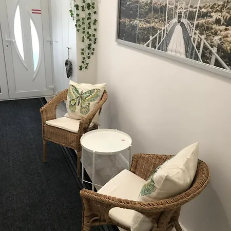 A Lovley Newly Decorated Fully Equipped Walking Distance To The Puskas Arena ,city Park Where Will Find The World Famous Szechenyi Thermal Bath Spa, Museums ,and The Capital Circus ,ac, Smart Tv, High Speed Internet Βουδαπέστη