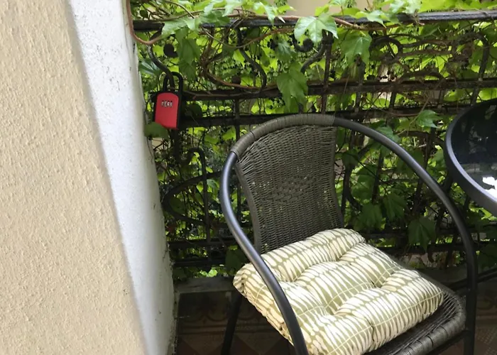 A Lovley Newly Decorated Fully Equipped Walking Distance To The Park Where Will Find The World Famous Szechenyi Thermal Bath Spa, Museums , And The Capital Circus , Ac, Smart Tv, High Speed Internet 公寓