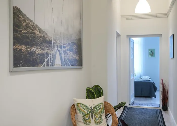 A Lovley Newly Decorated Fully Equipped Walking Distance To The Park Where Will Find The World Famous Szechenyi Thermal Bath Spa, Museums , And The Capital Circus , Ac, Smart Tv, High Speed Internet 公寓 *
