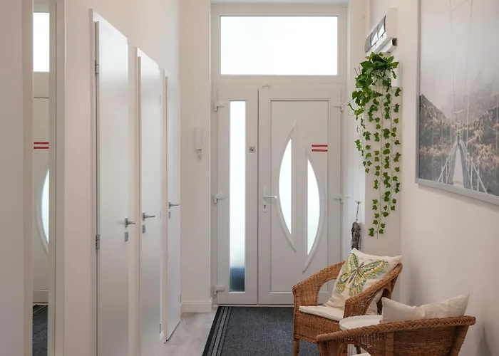 A Lovley Newly Decorated Fully Equipped Walking Distance To The Park Where Will Find The World Famous Szechenyi Thermal Bath Spa, Museums , And The Capital Circus , Ac, Smart Tv, High Speed Internet